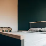 Wonderland Rooms For Rent