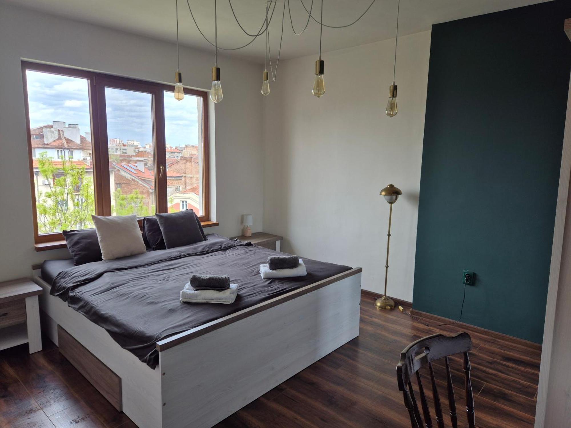 Wonderland For Rent * Sofia